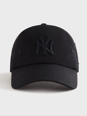 Kith Lisa New York Yankees Black Embroidered Baseball Cap